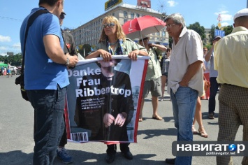Киевские СМИ призывают не поддаваться на давлению Запада