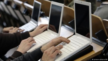 Россия ограничила госзакупки иностранной электроники
