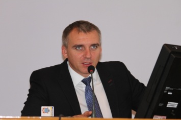 "Нельзя быть в оппозиции к городу, к горожанам, к своим избирателям!" - Сенкевич призвал депутатов к конструктивной работе