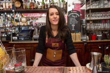 Лучшим барменом мира впервые стала женщина