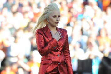 Леди Гага выступит на Супербоуле-2017