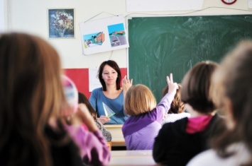 В Калининградской области учитель заставил учащихся школы простоять два урока
