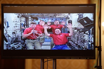 "Россия сегодня" задаст космонавтам с МКС вопросы читателей