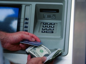 Полиция ищет в Петербурге банду похитителей банкоматов