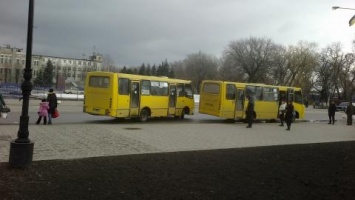 58 автобусов Павлограда запутались в маршрутной сети