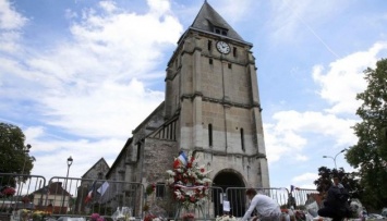 Во Франции снова откроют церковь, где исламисты убили священника