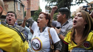 Колумбийцы сказали "нет" соглашению с повстанцами FARC