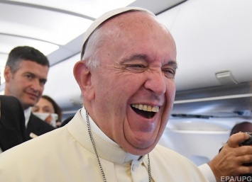 Папа Римский посоветовал американцам помолиться перед выборами