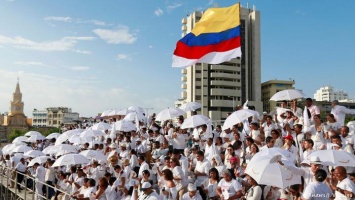 В Колумбии повстанцы FARC заявили, что выплатят компенсации жертвам 52-летней войны