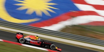 Формула-1: Риккиардо выигрывает "Гран-при Малайзии"