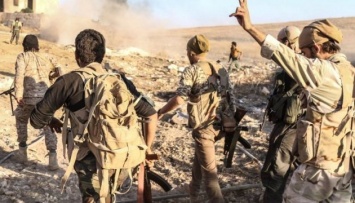 ИГИЛ пытаются отбросить от города, где должна состояться "последняя битва"