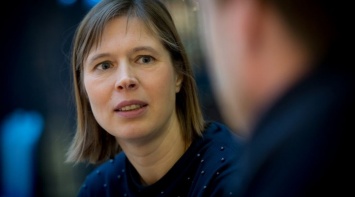 Президентом Эстонии впервые стала женщина: безальтернативная победа на выборах