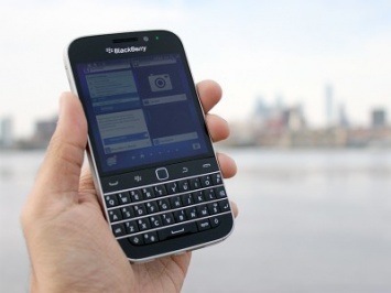 BlackBerry не престанет выпускать смартфоны с QWERTY-клавиатурами