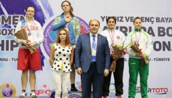 Харьковчанка победила на чемпионате Европы по боксу