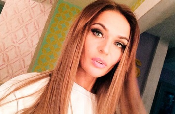 Алена Водонаева рассказала о скандалах с женихом и назначила дату свадьбы