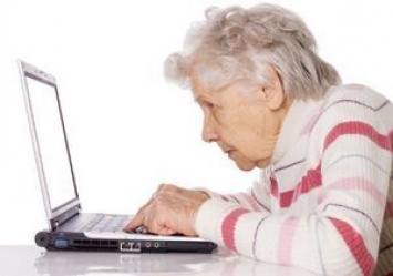 Интернету все возрасты покорны: в Днепре стартовали бесплатные курсы для пенсионеров