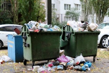 Херсон уверенно становится мусорной столицей Украины