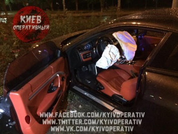В Киеве пьяный иностранец на Maseratti устроил ДТП