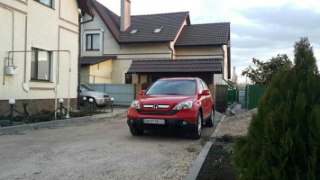 За ночь воры угнали два автомобиля Honda CR-V в Одессе и Ильичевске