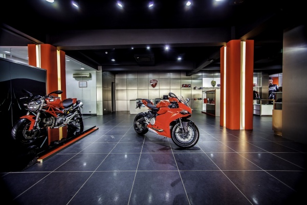 Ducati вывела две новые модели на индийский рынок