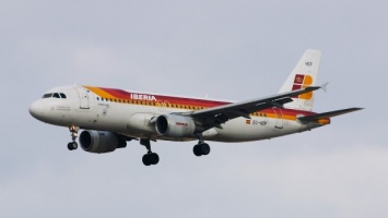 Авиалайнер рейса Цюрих - Мадрид объявил о чрезвычайно ситуации и пошел на снижение