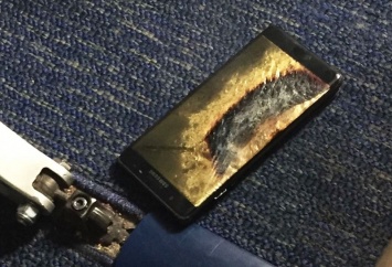 Samsung Galaxy Note 7 из новой партии загорелся на борту самолета в США
