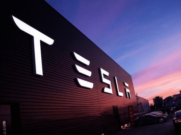 Tesla впервые попала в рейтинг самых дорогих брендов мира по версии Interbrand