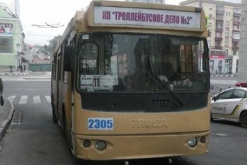 В Харькове троллейбус сбил пешехода