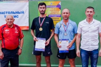 Ялтинцы в составе сборной Крыма выступили на Кубке России по настольному теннису