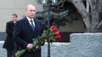 Госдума подарит Путину корзину
