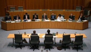 Правительство Австралии надеется на «банковский трибунал»