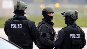В немецком городе Хемниц проходит полицейская спецоперация из-за угрозы взрыва