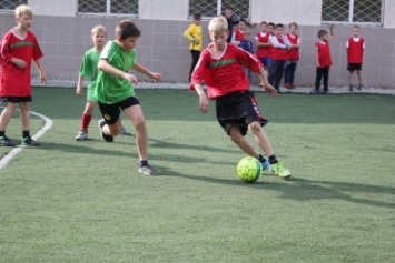 В Покровске (Красноармейске) проходит традиционный турнир по мини-футболу