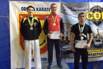Черноморские каратисты стали лучшими на чемпионате области