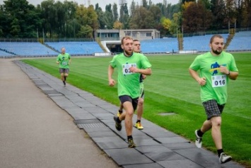 200 бойцов АТО, волонтеров и их детей соревновались в первой Всеукраинской спартакиаде на Днепропетровщине (ФОТО)