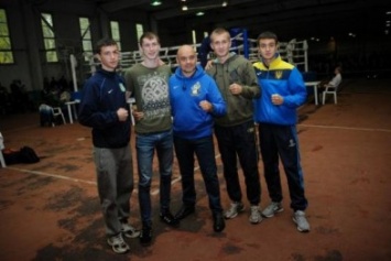 Харьковские боксеры завоевали медали чемпионата Украины
