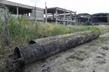 Депутаты Бердянского горсовета дали добро на демонтаж двух ниток водовода