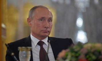 Путин не поехал в Париж на фоне заявлений о трибунале по Сирии