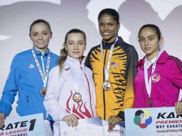 Львовянка Е.Крива торжествовала в мировой серии соревнований по каратэ