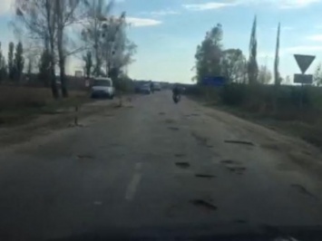 Служба автомобильных дорог отремонтирует еще один участок в Киево-Святошинском районе - депутат