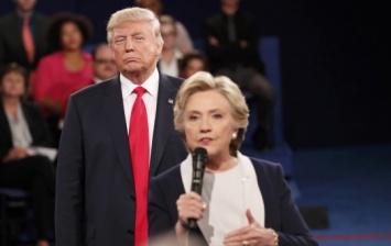Выборы в США: Клинтон опережает Трампа по популярности на 8 процентных пунктов