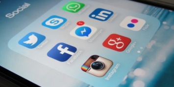 Facebook, Twitter и Instagram уличили в продаже данных пользователей властям США