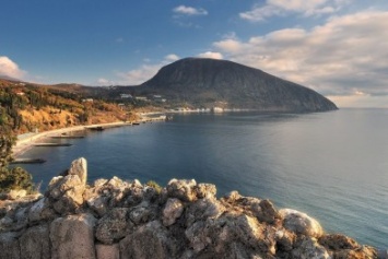 Аю-Даг назван самым опасным местом для туристов в Крыму