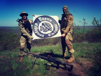 Украинские добробаты начали воевать с ВСУ