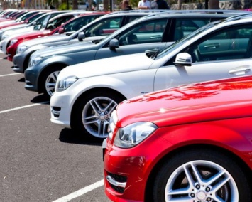 Продажи автомобилей российских марок возросли на 4,7%