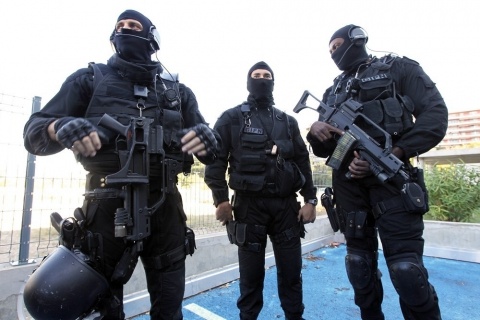 Киевским охранникам запретили носить балаклавы