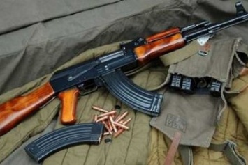 Житель Макеевки хранил арсенал оружия и взрывное устройство