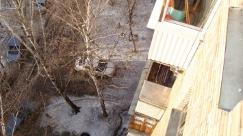 12-летняя жительница Перми выпала из балкона, делая селфи