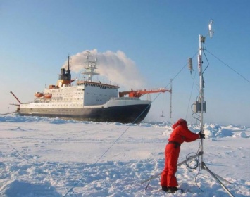 Россия намерена инвестировать 5 трлн рублей в Арктику