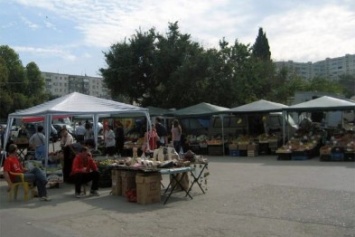 В Севастополе передумали сносить рынок на площади 50-летия СССР